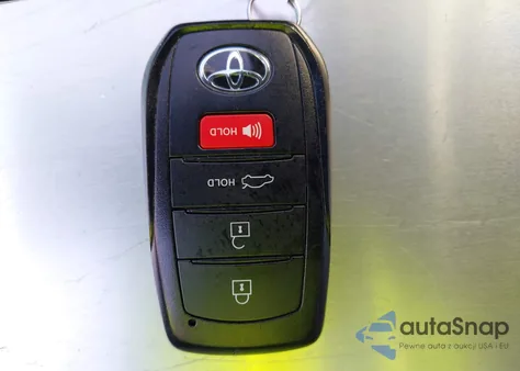 2025 Toyota Corolla Xse z USA, uszkodzony, nr VIN 5YFT4MCE0SP227066